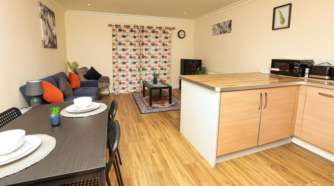 Surespring Apartment Erith Exteriör bild
